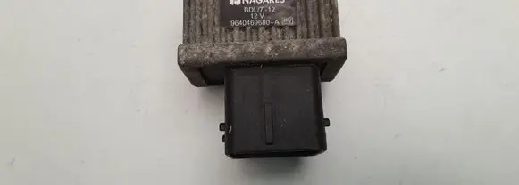 Renault Koleos I Glow plug pre-heat relay 9640469680A