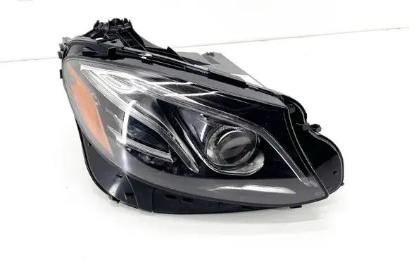 Mercedes-Benz E W213 Headlight/headlamp A2139066804