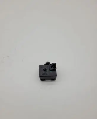 Lexus IS 220D-250-350 Horn buzzer relay 8665248010