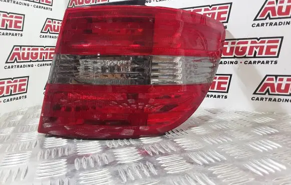 Mercedes-Benz B W246 W242 Tail light bulb cover holder A1698200377