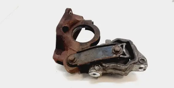 Volvo S80 Engine mount bracket 6G926P082LB 6G9N3K305DA