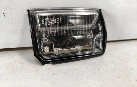 Renault Trafic III (X82) Mirror indicator light 261603884R