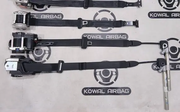 Volkswagen PASSAT B9 Set of seat belts
