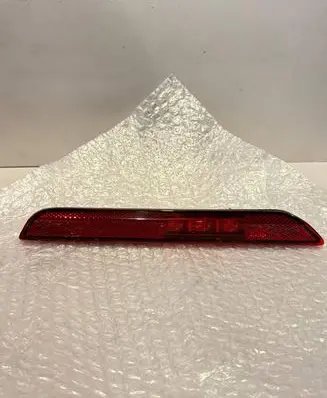Ford Explorer VI Rear fog light 105746668 312216 237964