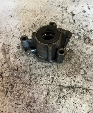 Citroen Xsara Picasso Engine mounting bracket 9637319210