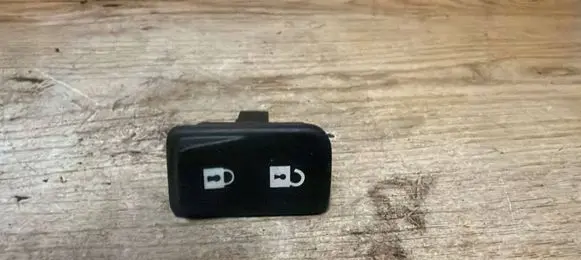Volvo C30 Central locking switch button 30773333