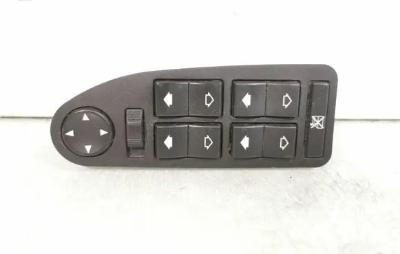 BMW 5 E39 Electric window control switch 6907110 0111