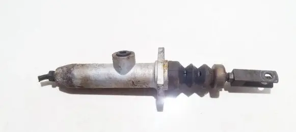 Audi 80 90 S2 B4 Clutch master cylinder 893721401d