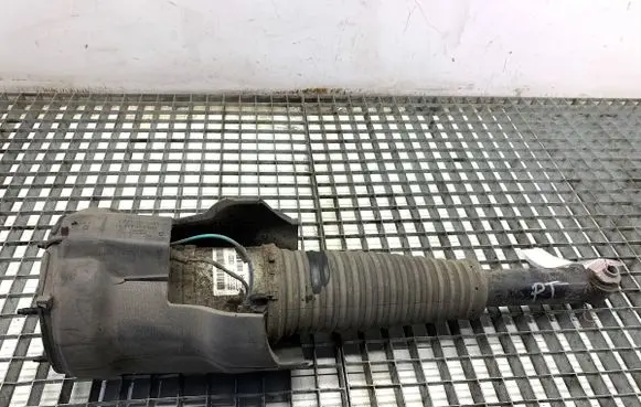 Audi A8 S8 D4 4H Rear shock absorber/damper 4H0616002M