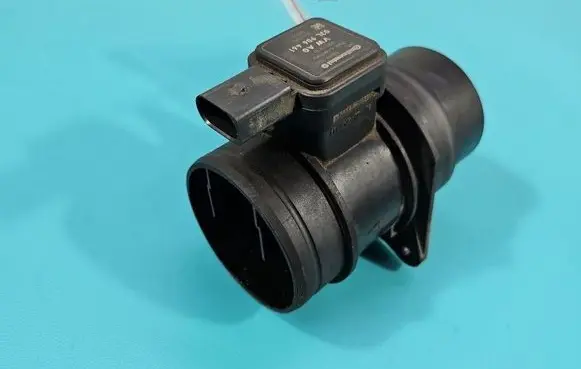 Skoda Fabia Mk2 (5J) Mass air flow meter 5WK97023 IMPRK1571730