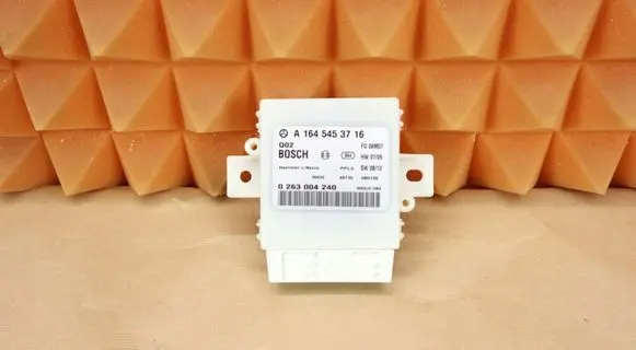 Mercedes-Benz ML W164 Parking PDC control unit/module 1645453716 A1645453716