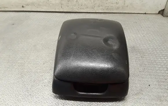KIA Sorento Armrest 