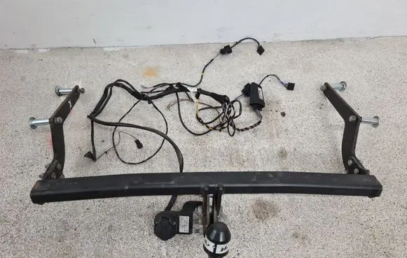 Dacia Sandero Tow bar set 
