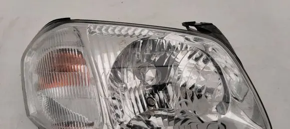 Mazda Tribute Headlight/headlamp YL8X13005C