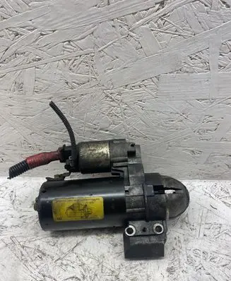 BMW 3 E90 E91 Starter motor 1005841139