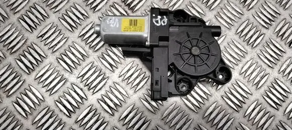 Volvo V70 Front door window regulator motor 970714