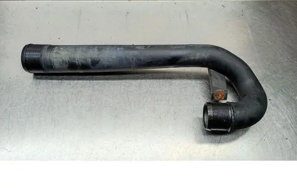 Opel Astra H Air intake hose/pipe 13251682