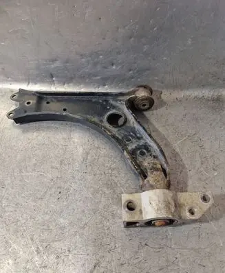Front lower control arm/wishbone