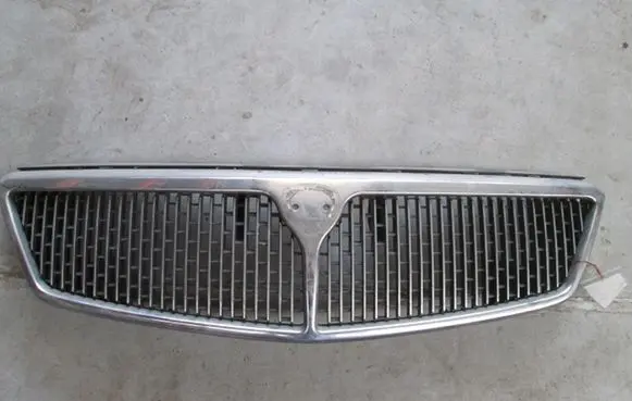 Lancia Dedra Front grill
