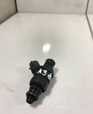 Audi A3 S3 8L Fuel injector 037906031AL
