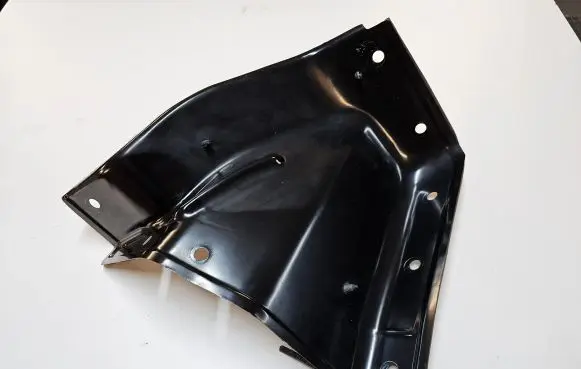 Ford Mustang VI Other engine bay part SKARDA