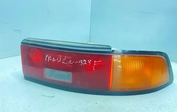 Mazda 323 F Rear/tail lights 0431321R
