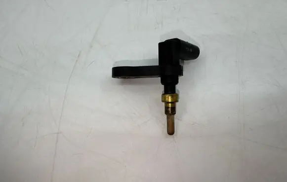 Audi A3 S3 8V Coolant temperature sensor 04E919501E