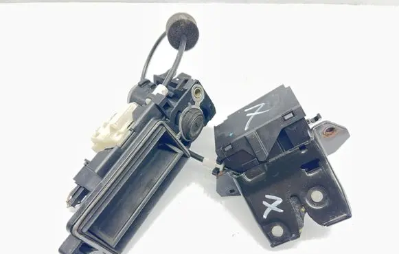 Mercedes-Benz C W203 Lock set A2037500693 A1717500085