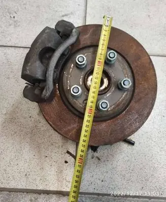 Chevrolet Cruze II Front wheel hub spindle knuckle
