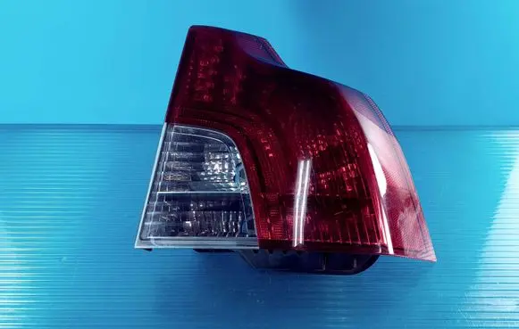 Volvo S40, V40 Rear/tail lights 31214607