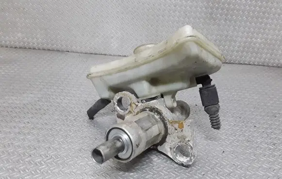 Audi A4 S4 B6 8E 8H Master brake cylinder 8E0611301E