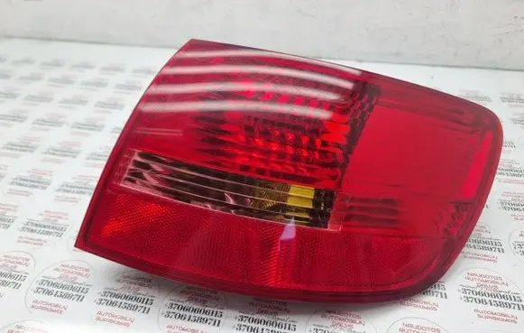 Audi A6 S6 C6 4F Rear/tail lights 89036920