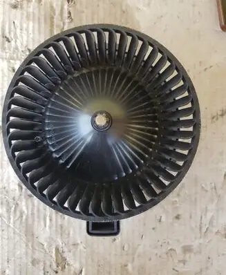 Volkswagen Touareg III Heater fan/blower 4M1820021B