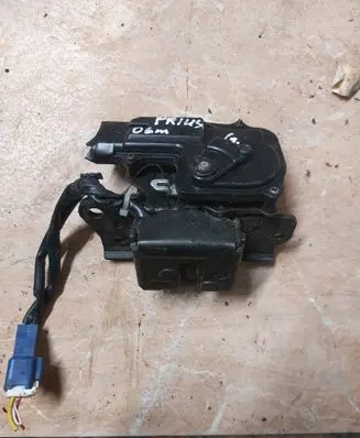 Toyota Prius (XW20) Loading door lock 