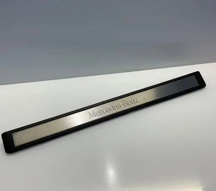 Mercedes-Benz E W211 Side skirt front trim A2116801435 2116801435