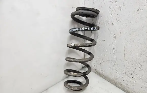 Opel Astra K Rear coil spring