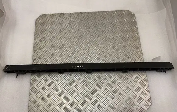 Volvo XC90 Sill supporting ledge 31395858 31378139