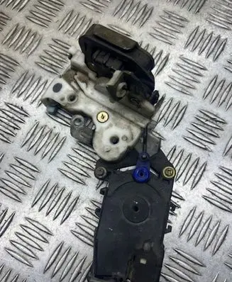 Subaru Forester SF Rear door lock 