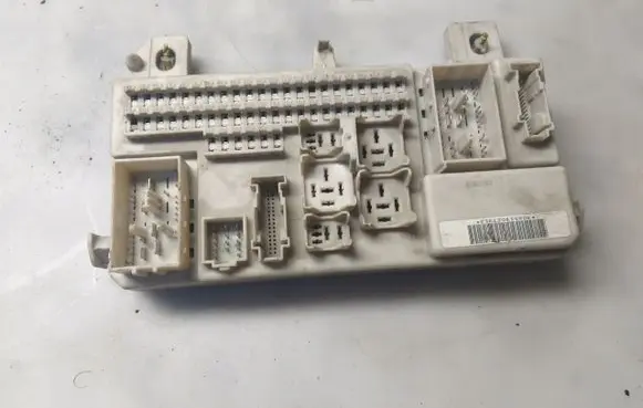 Ford Focus C-MAX Fuse module 3M5T14A073DF