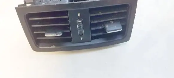 BMW 3 E90 E91 Dash center air vent grill 7129556 5117-001