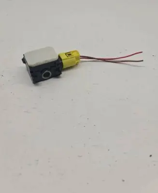 Mercedes-Benz R W251 Airbag deployment crash/impact sensor 0038202826