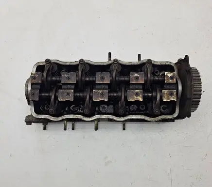 Subaru Justy Engine head 