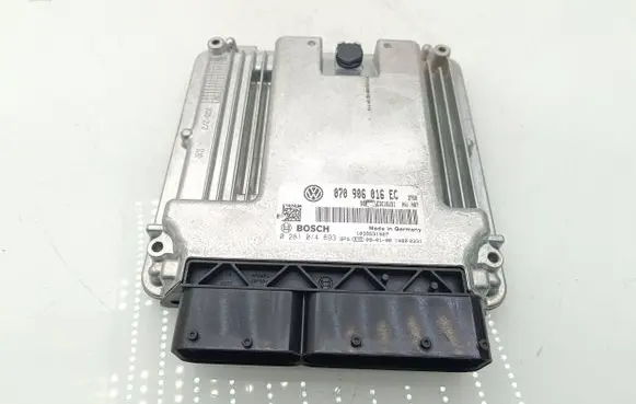 Volkswagen Transporter - Caravelle T5 Engine control unit/module 070906016EC 1039S31927 0281014893