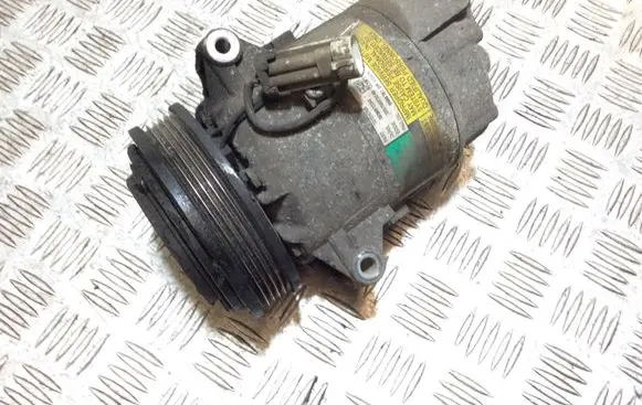 Opel Zafira B Air conditioning (A/C) compressor (pump) 13124753