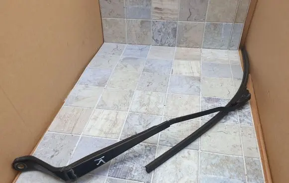 Ford Galaxy Front wiper blade arm 7M1955409 99VW17527BAW