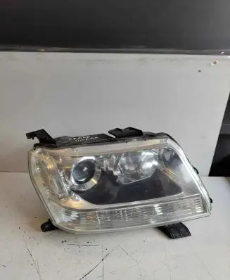 Suzuki Grand Vitara II Headlight/headlamp 10059079