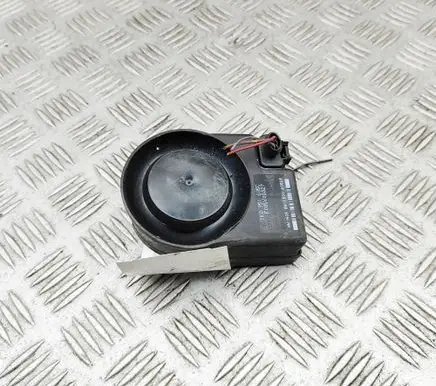 Volkswagen Jetta VI Alarm system siren 1K0951605C F005V00327