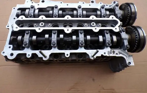 Mazda CX-30 Engine head 