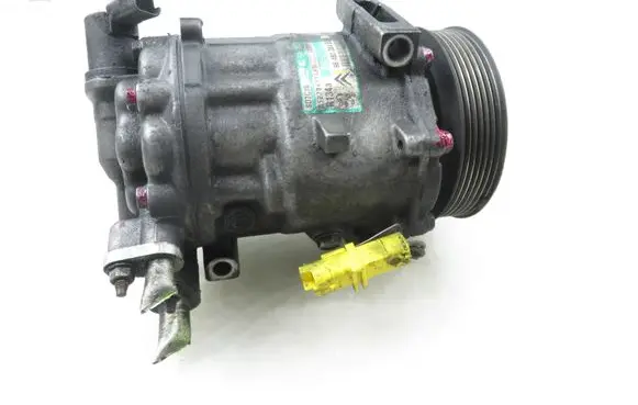 Peugeot 407 Air conditioning (A/C) compressor (pump) 9648238480