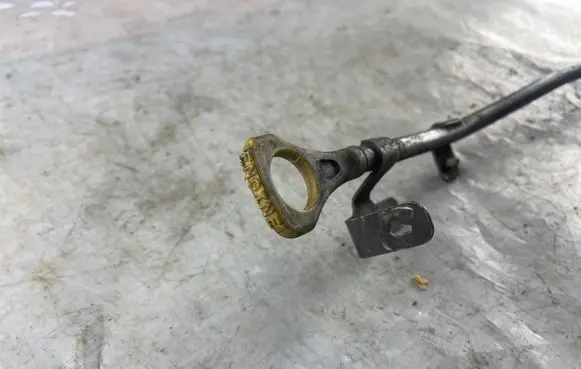 Hyundai Santa Fe Oil level dip stick 
